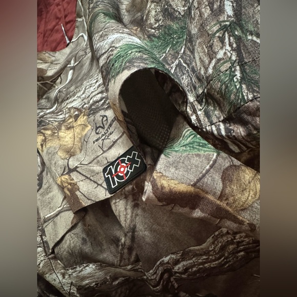 Men’s Realtree 10X Jacket (4XL) - Picture 8 of 12